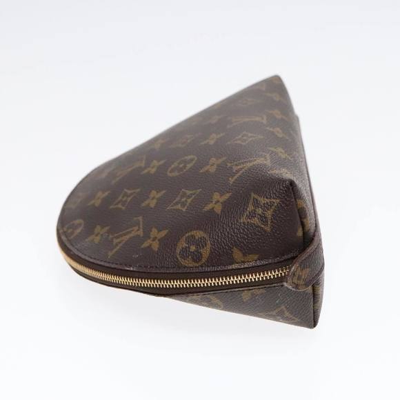 LOUIS VUITTON Monogram Trousse Demi Ronde Cosmetic Pouch M47520 LV Auth 91944 - Picture 4 of 16